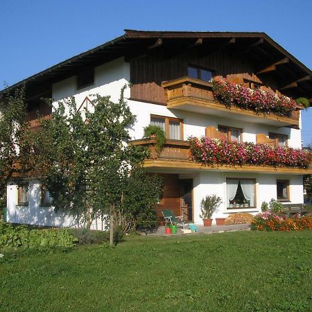 Gaestehaus Gruenbacher ケセン エクステリア 写真