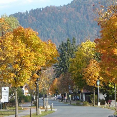 Gaestehaus Gruenbacher ケセン エクステリア 写真