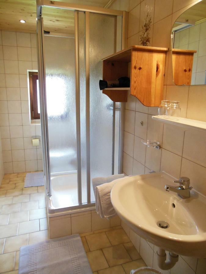 Gaestehaus Gruenbacher ケセン エクステリア 写真