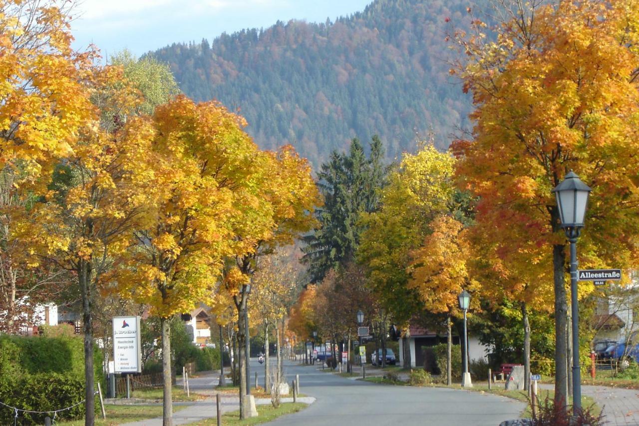 Gaestehaus Gruenbacher ケセン エクステリア 写真